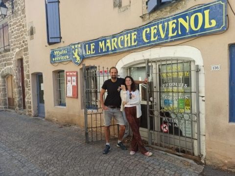 La Poste à Meyras