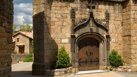 Meyras - L'église Saint Etienne - ©S.BUGNON